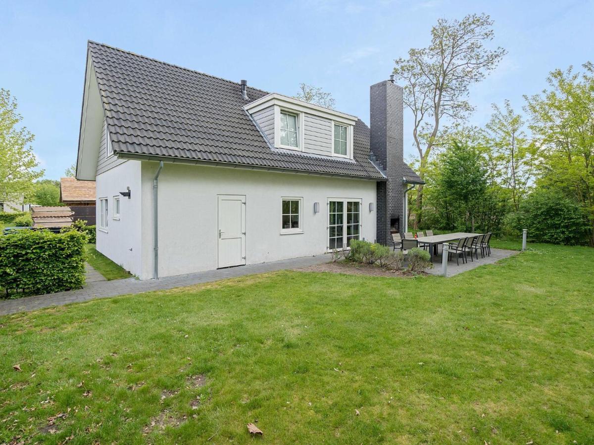 Spacious Home With A Fireplace At 3 Km From Baarle-Nassau Exterior photo